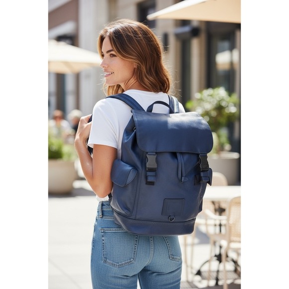 Coach League Flap Backpack Navy Blue Leather‎ Rucksack Bag 38080